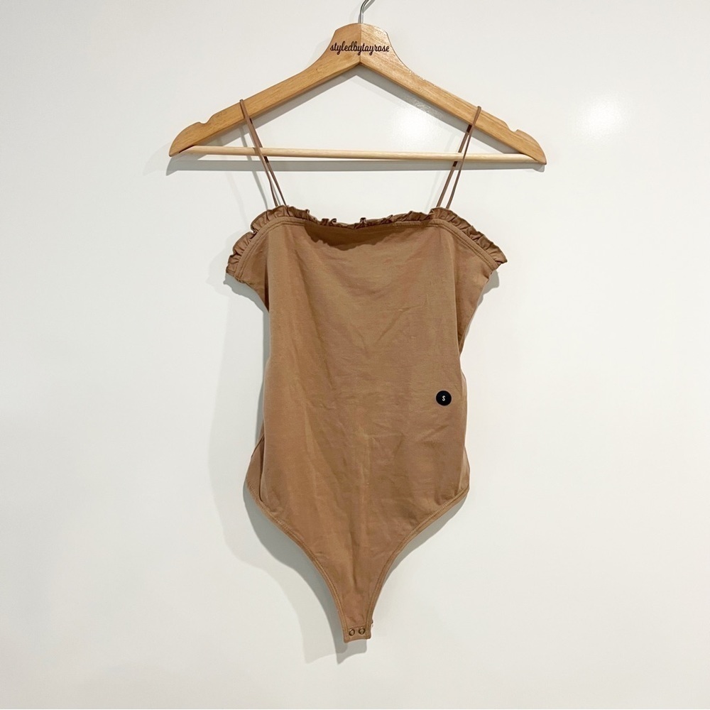 NWT Abercrombie & Fitch Brown Ruffle Trim Cami Bodysuit - Picture 3 of 8